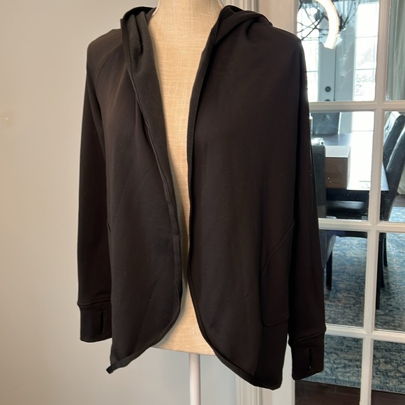 Ivviva by Lululemon black jacket/wrap, girls size 12 - Picture 1 of 9